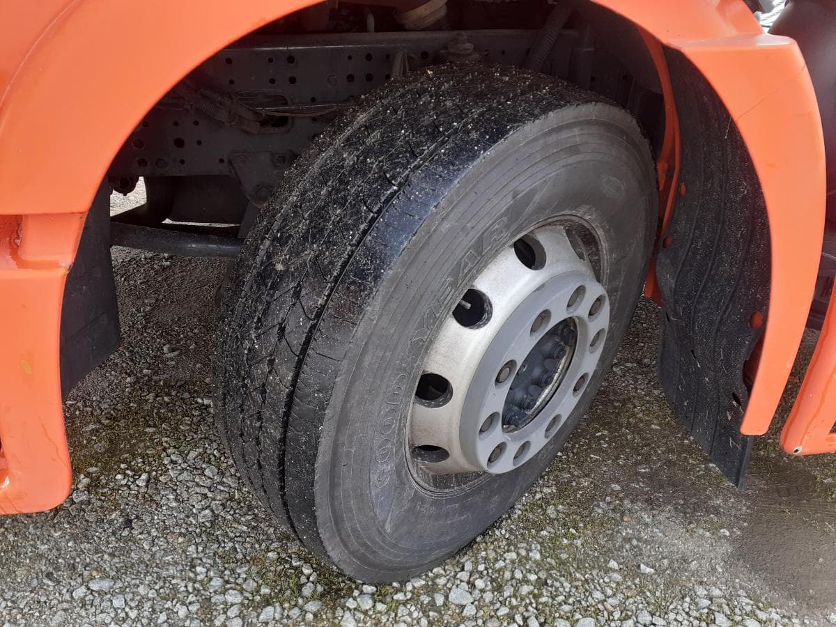 Iveco Stralis 460 · Ano 2014 — imagem 7