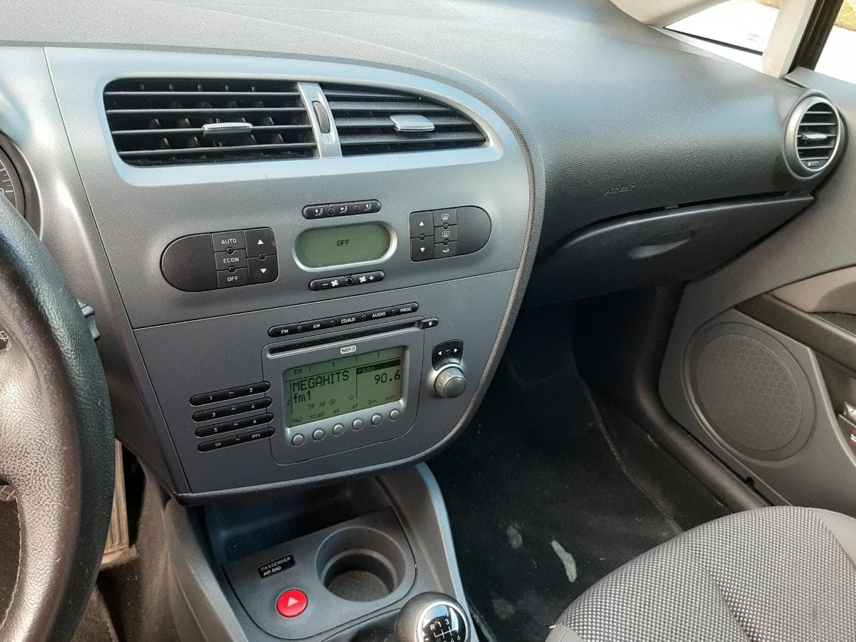Seat Leon 1.4 TSI · Ano 2008 — image 16