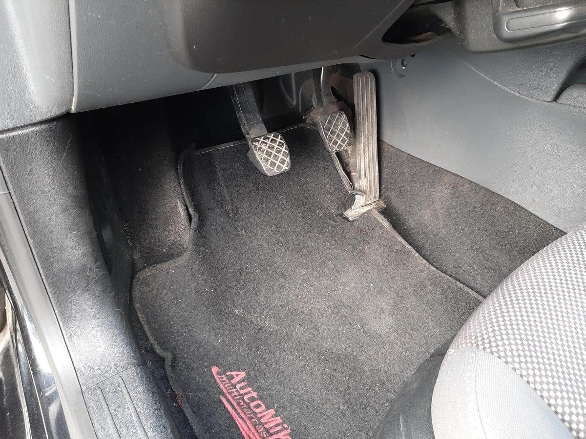 Seat Leon 1.4 TSI · Ano 2008 — image 25