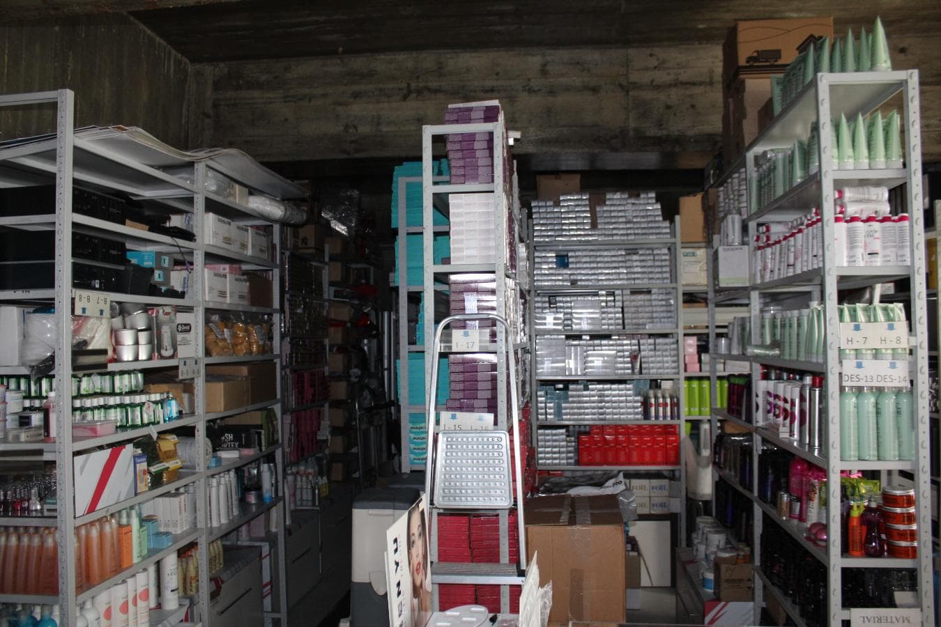 Equipamentos · Stock · Estética e Cabeleireiro — image 1