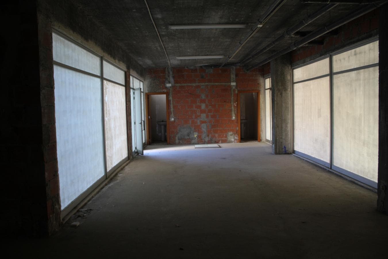 Local comercial · Amadora — imagen 4