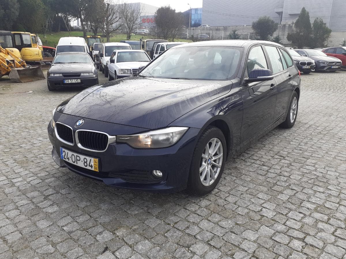 BMW 316D · Ano 2014 — imagem 3