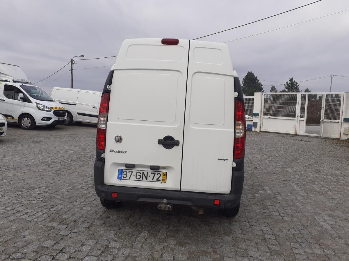 Fiat Doblo 1.9 JTD · Ano 2008 — imagen 5
