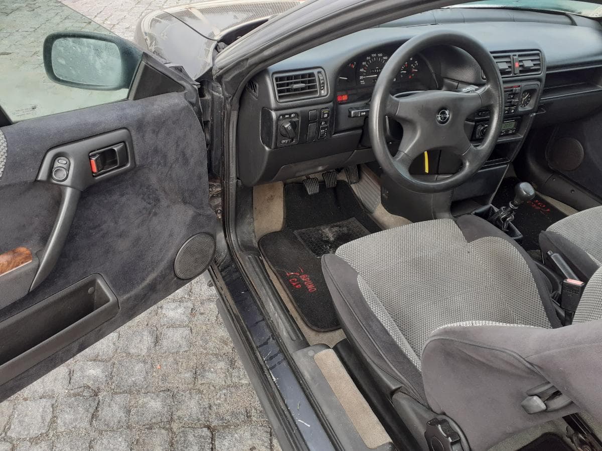Opel Calibra 2.0I · Ano 1991 — imagem 12