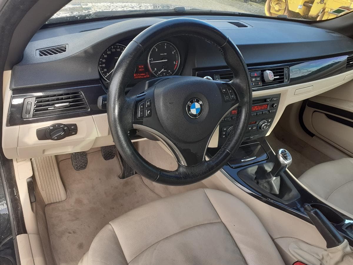 BMW 320D · Ano 2008 · Cabrio — imagem 19