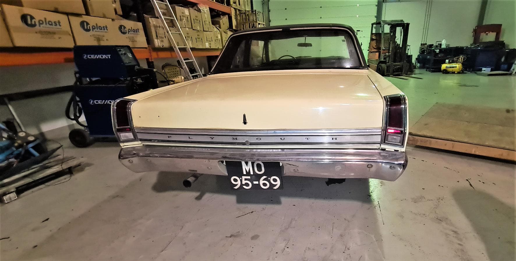 1969 Chrysler Plymouth Valiant Signet — imagem 6