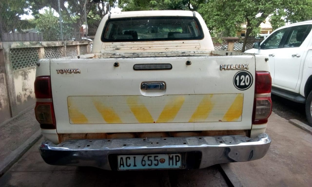 Toyota Hilux  · — imagem 5