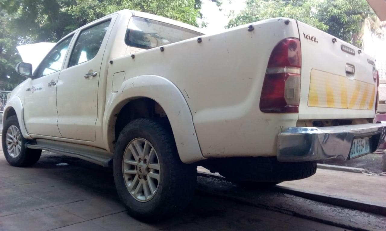 Toyota Hilux  · — imagem 15