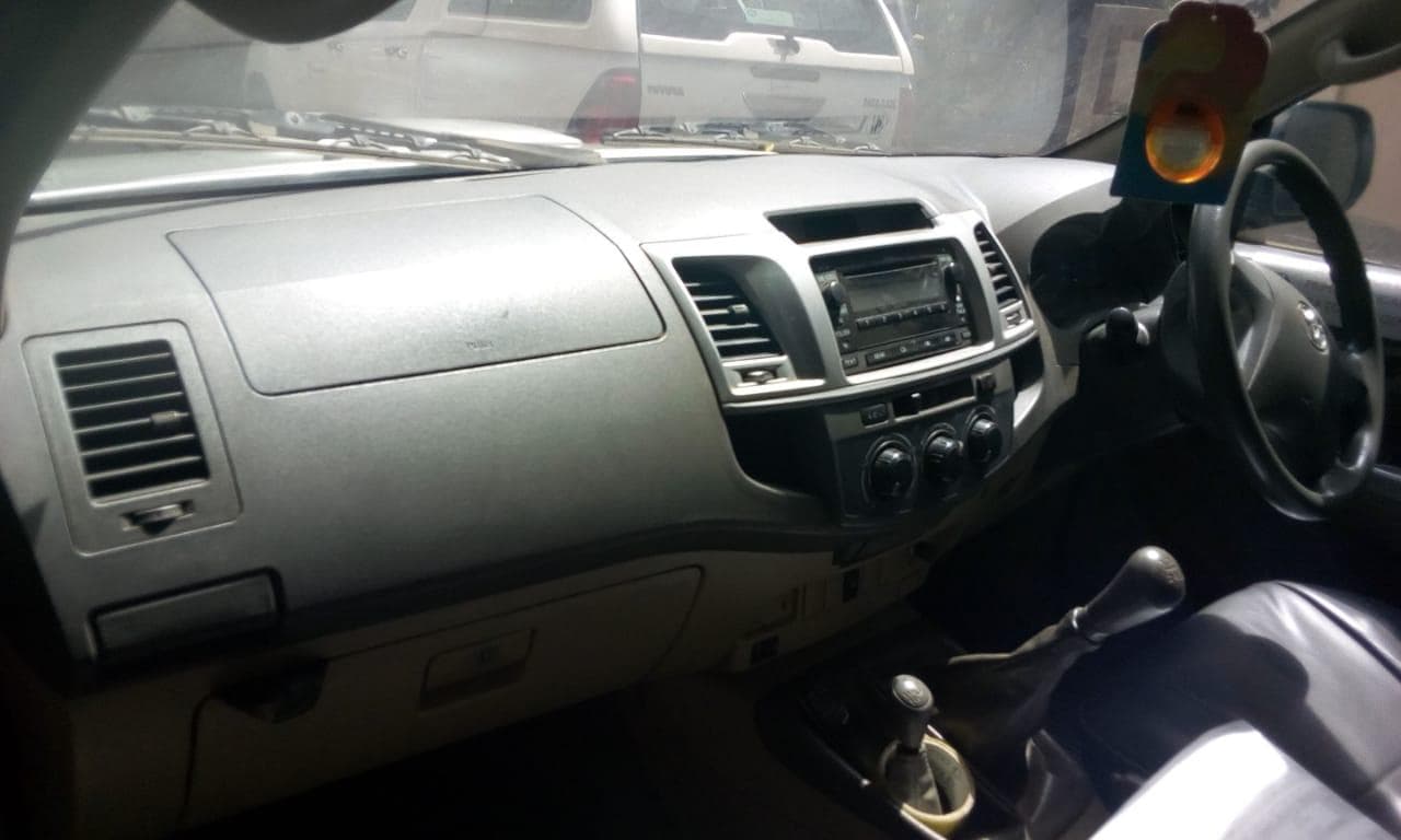 Toyota Hilux · — imagem 6