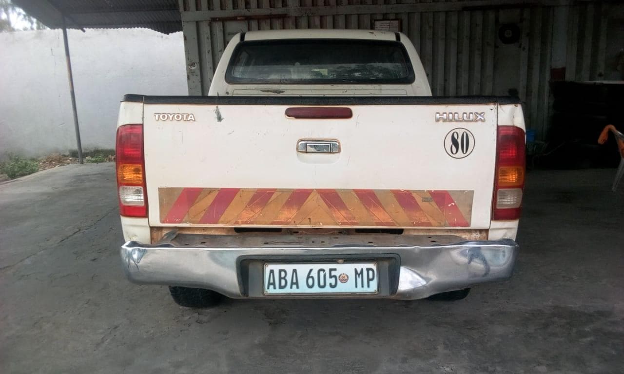 Toyota Hilux  · — imagem 18