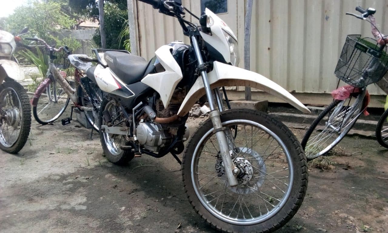 Honda, XL 125 ·