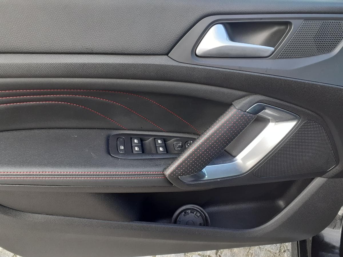 Peugeot 308 1.5 HDI · Ano 2019 — imagen 20