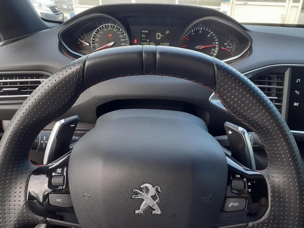 Peugeot 308 1.5 HDI · Ano 2019 — imagen 19