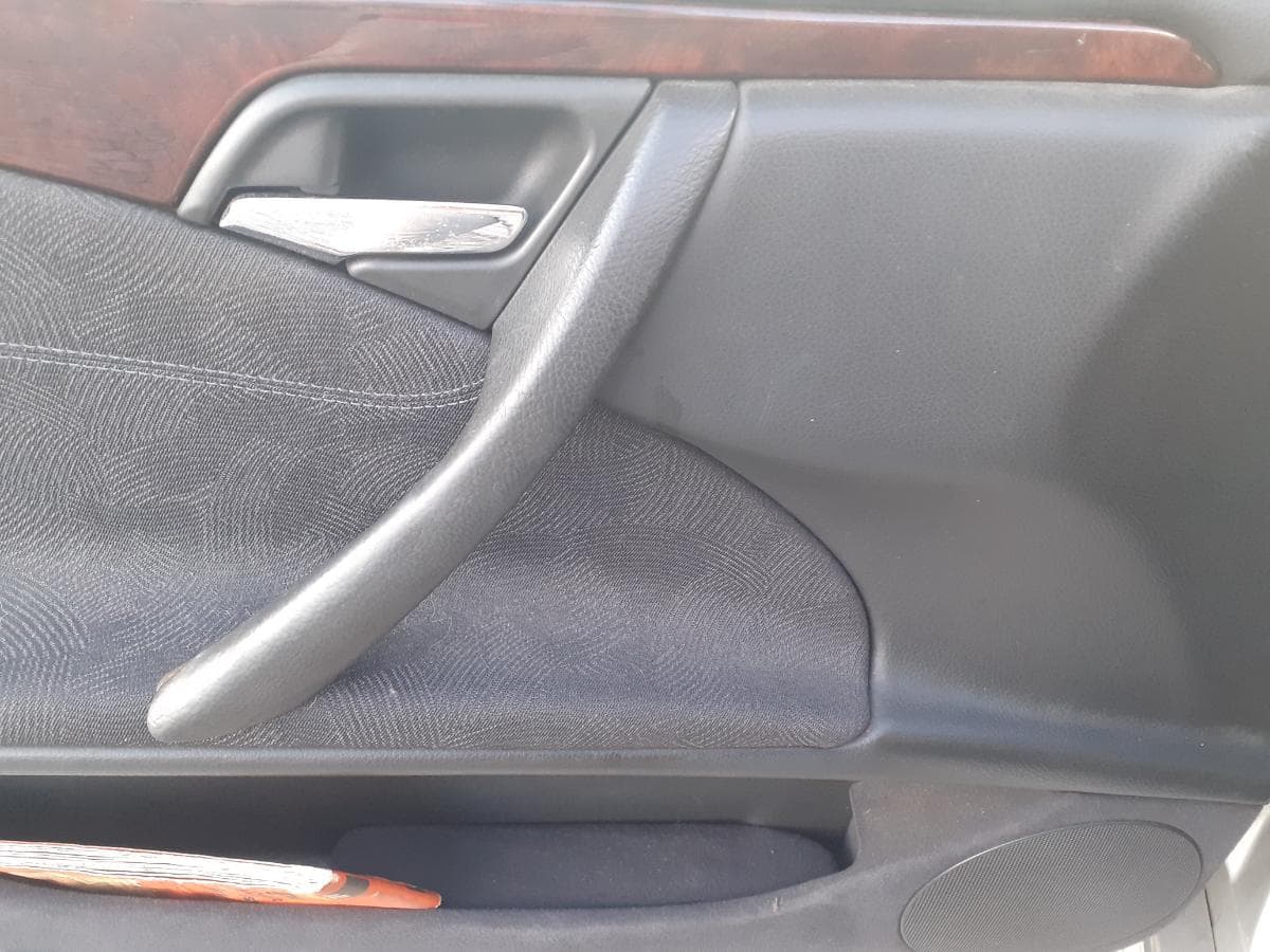 Mercedes-Benz E220 CDI · Ano 2000 — imagen 10