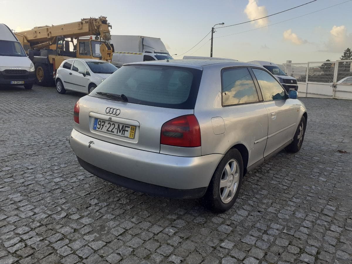 Audi A3 1.6 · Ano 1998 — imagem 6