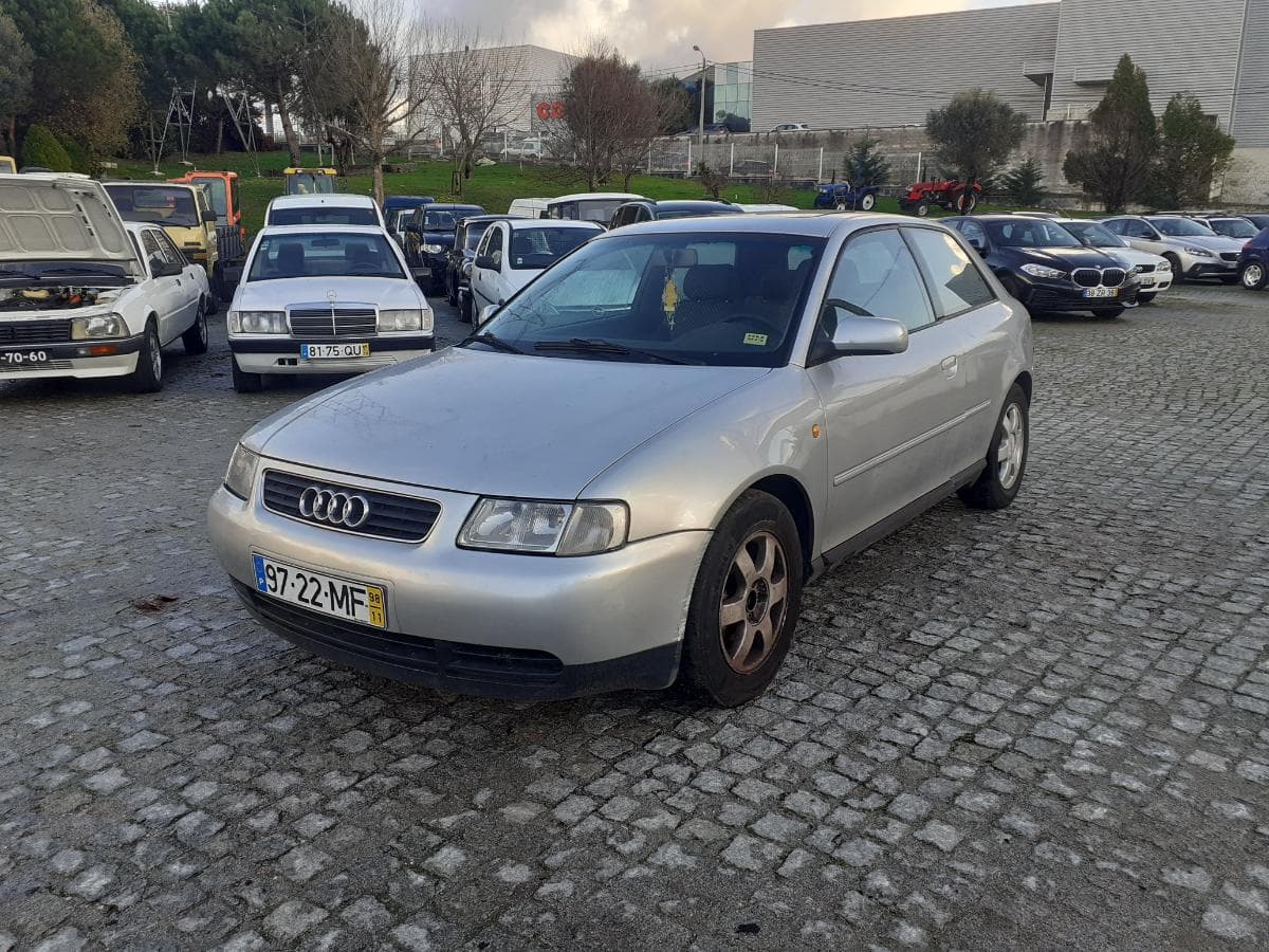 Audi A3 1.6 · Ano 1998 — imagem 3