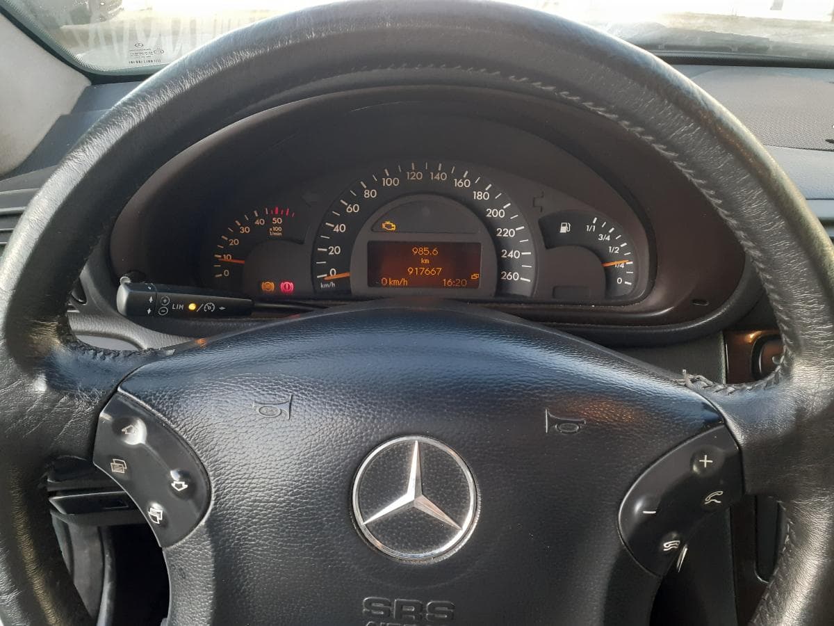 Mercedes-Benz C220 CDI · Ano 2000 — image 16