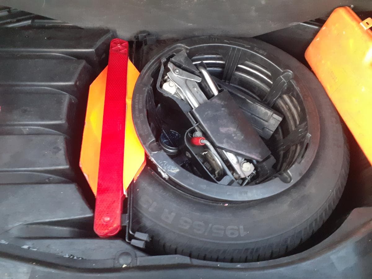 Mercedes-Benz C220 CDI · Ano 2000 — image 12