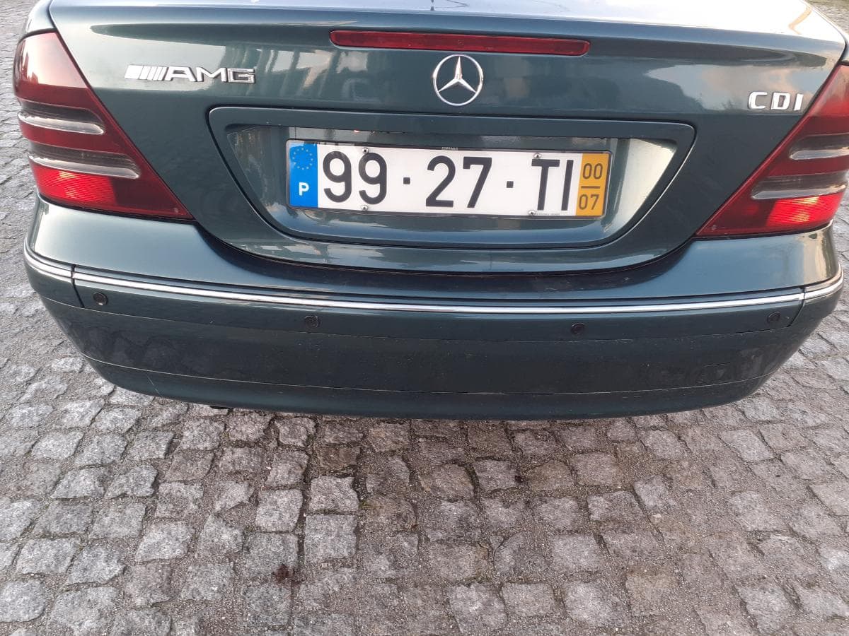 Mercedes-Benz C220 CDI · Ano 2000 — image 7