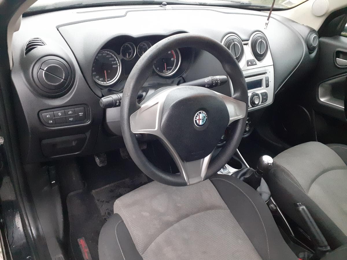 Alfa Romeo Mito 1.3 · Ano 2011 — imagem 19