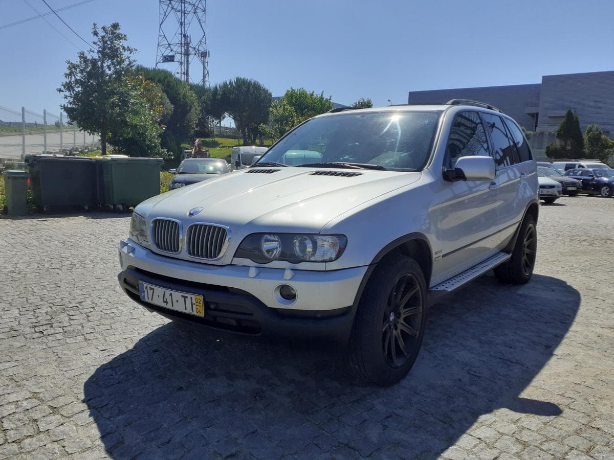 BMW X5 3.0D · Ano 2002 — imagem 1