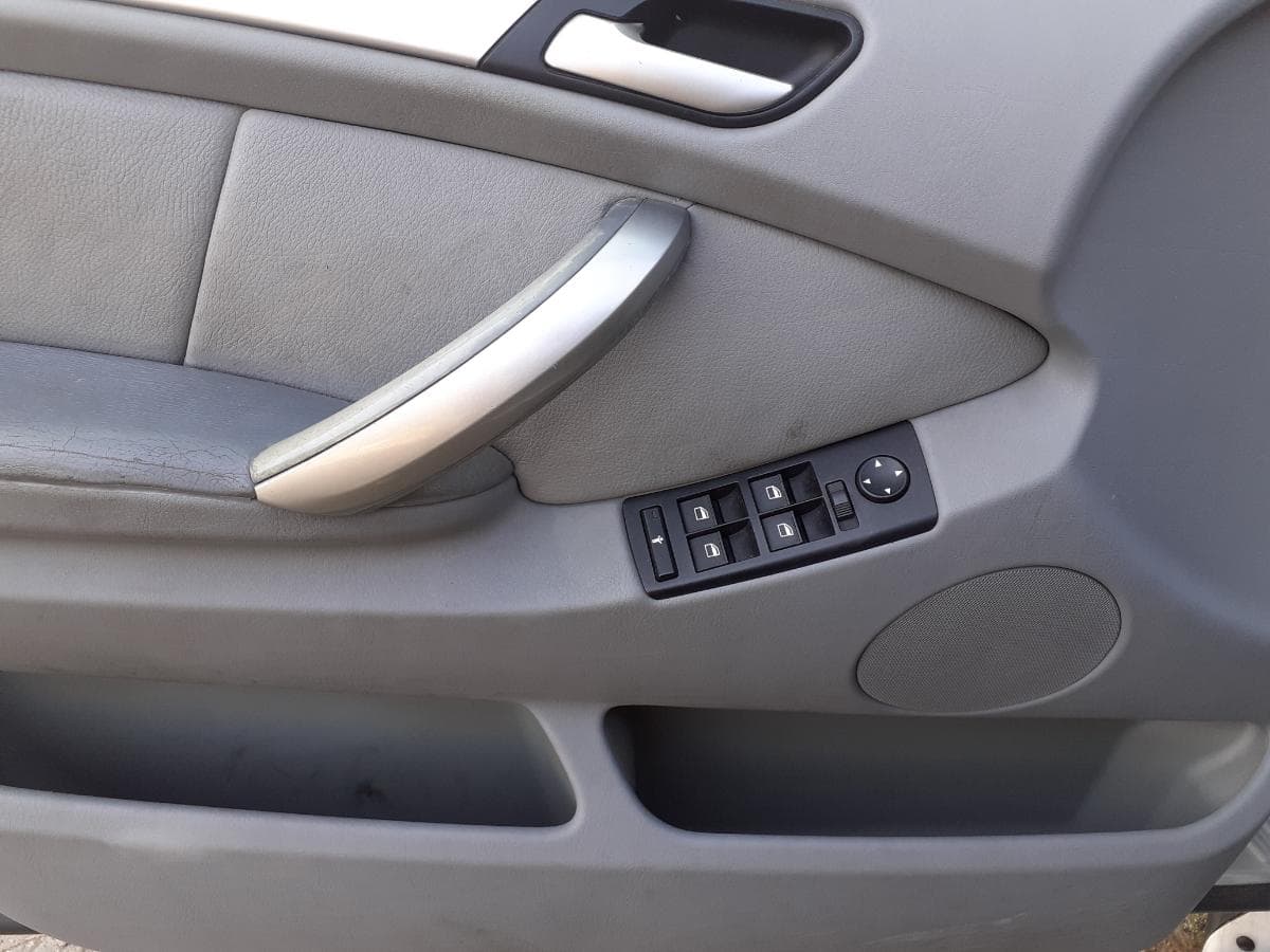 BMW X5 3.0D · Ano 2002 — imagem 19