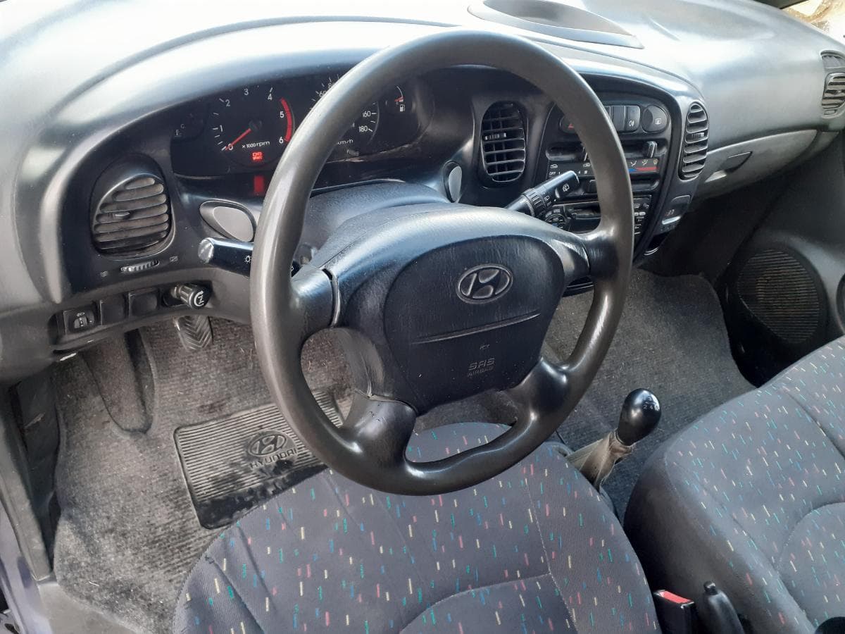 Hyundai H1 2.4 TD · Ano 2000 — imagen 19