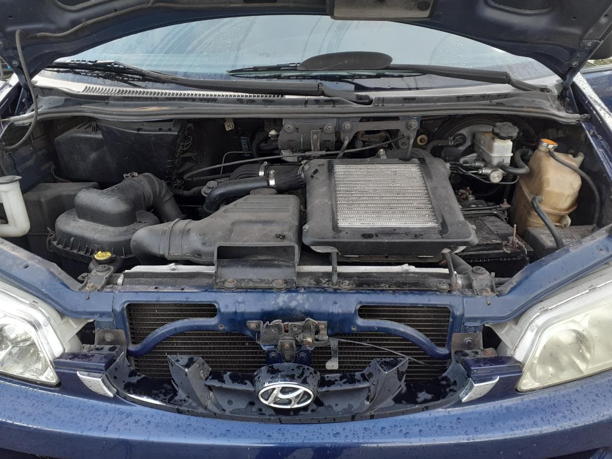 Hyundai H1 2.4 TD · Ano 2000 — imagen 13