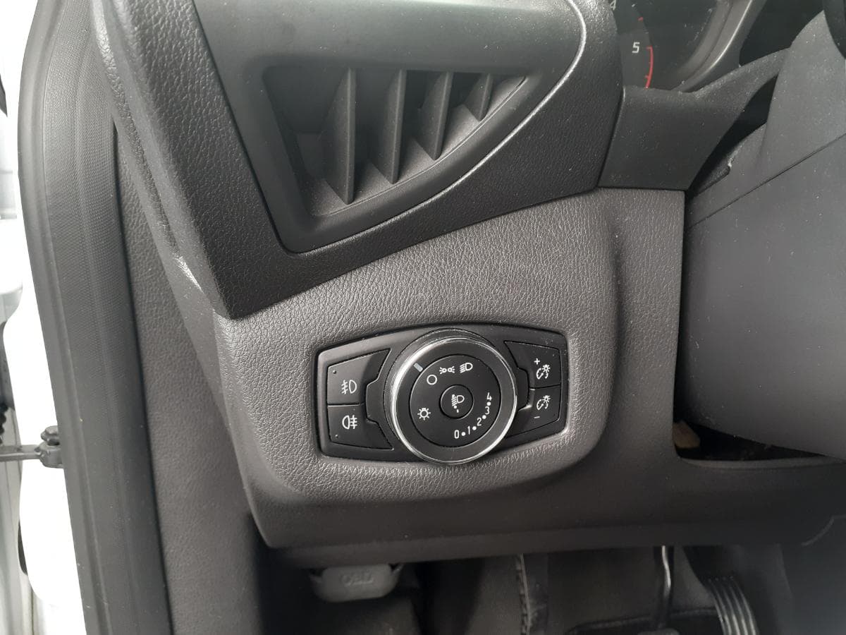 Ford Transit Connect · Ano 2014 · 3 Lugares · Caixa Frio — imagem 20