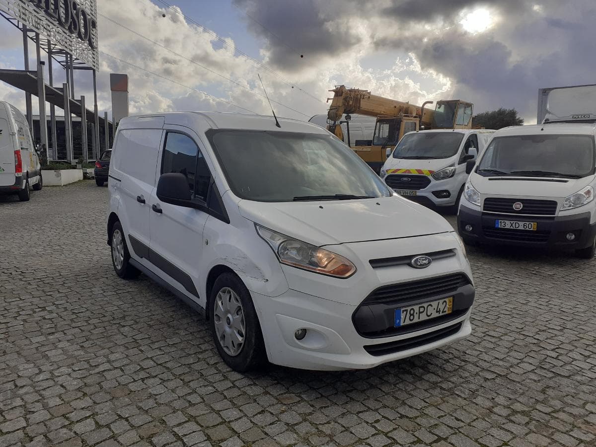 Ford Transit Connect · Ano 2014 · 3 Lugares · Caixa Frio — imagem 1