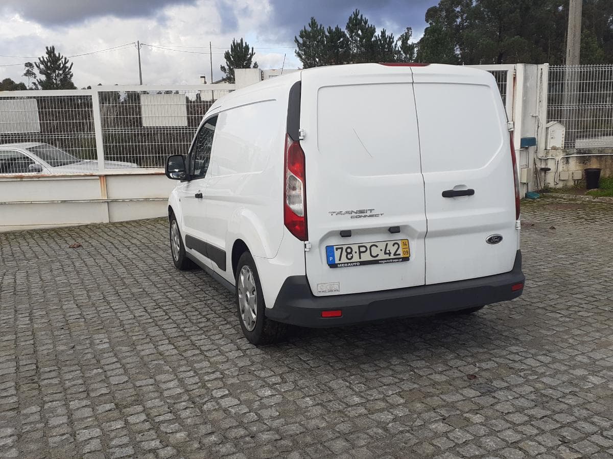 Ford Transit Connect · Ano 2014 · 3 Lugares · Caixa Frio — imagem 6