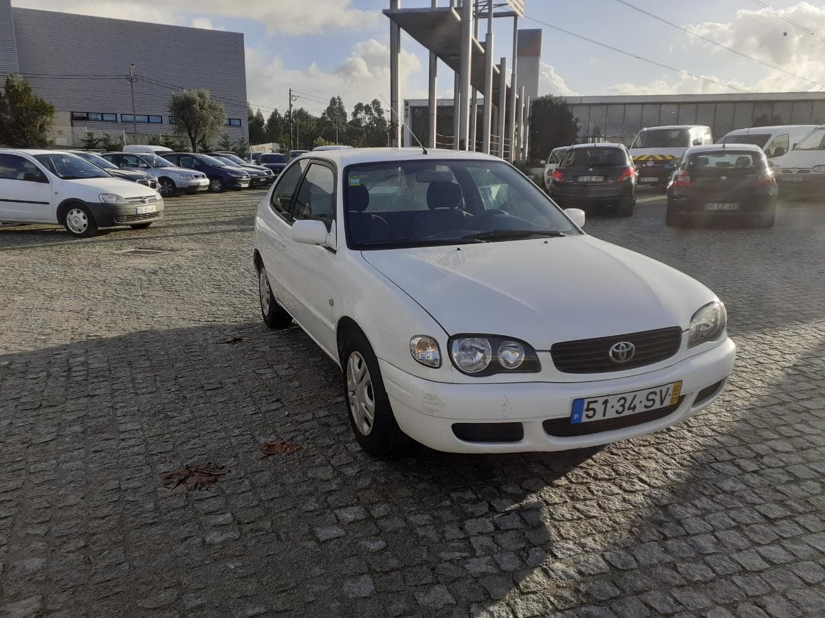 Toyota Corolla 2.0 · Ano 2002 — imagen 1