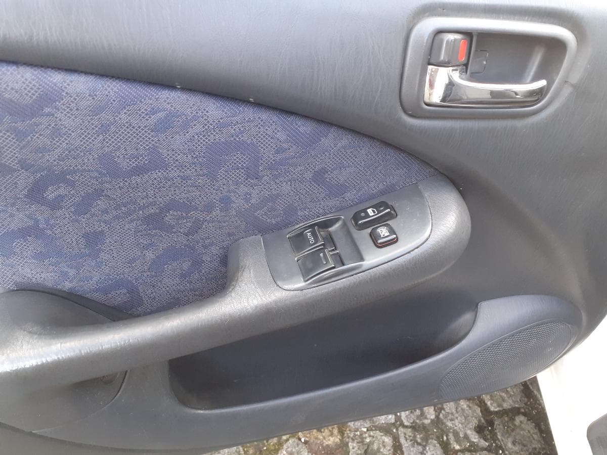 Toyota Corolla 2.0 · Ano 2002 — imagen 14