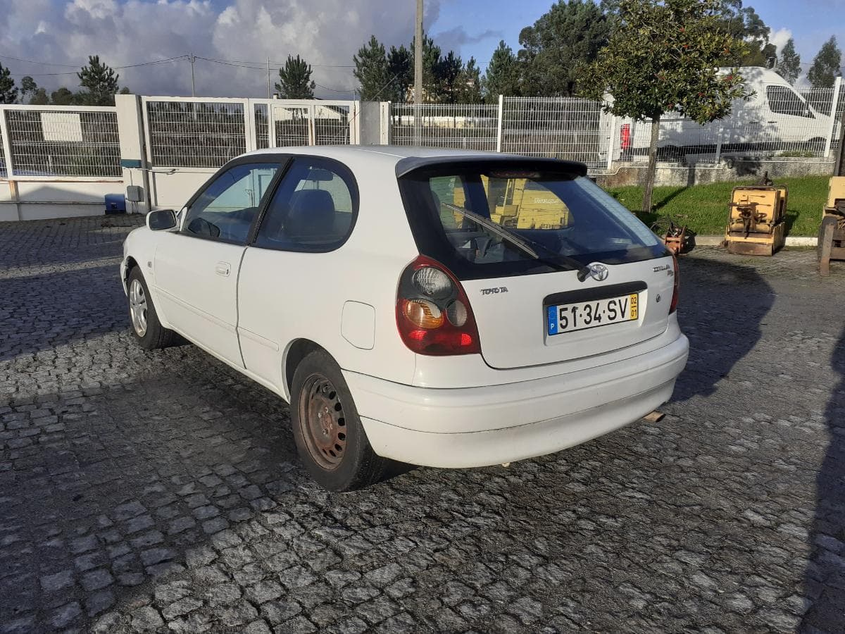 Toyota Corolla 2.0 · Ano 2002 — imagen 6