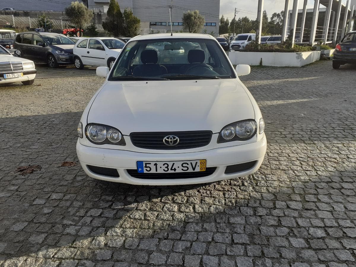 Toyota Corolla 2.0 · Ano 2002 — imagen 2