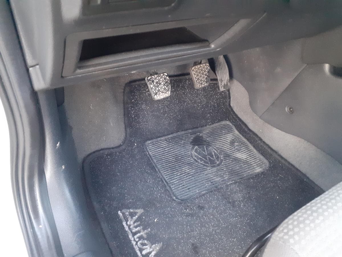 Opel Corsa 1.7 DI · Ano 2002 — imagem 15