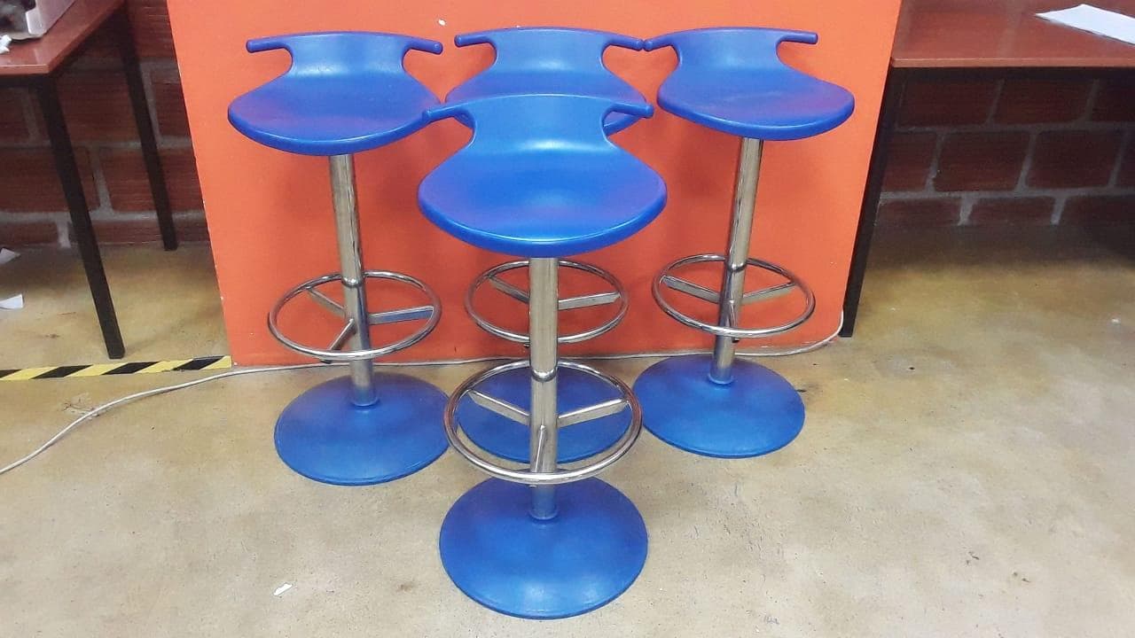 Bancos de bar · — imagem 2