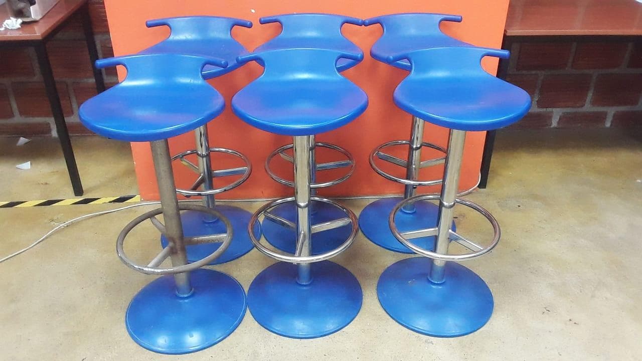 Bancos de bar · — imagem 2