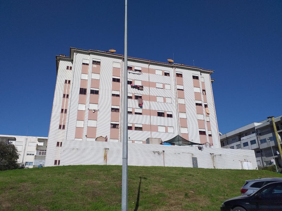 1/2 Direito Superfície Apartamento T3 · Porto — imagem 3