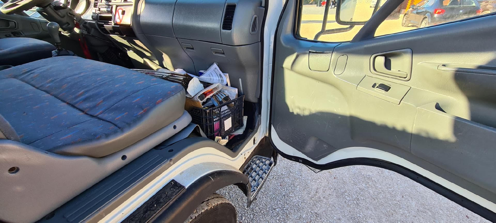 Reboque Mitsubishi Canter — imagen 18