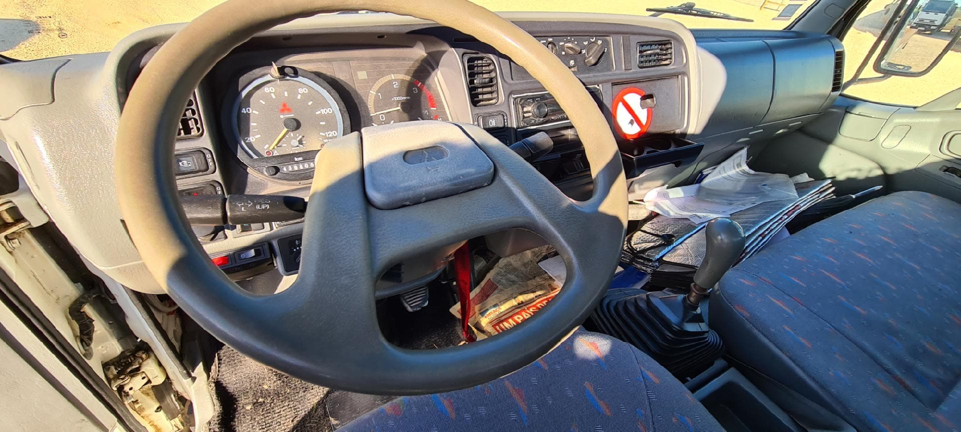 Reboque Mitsubishi Canter — imagen 16