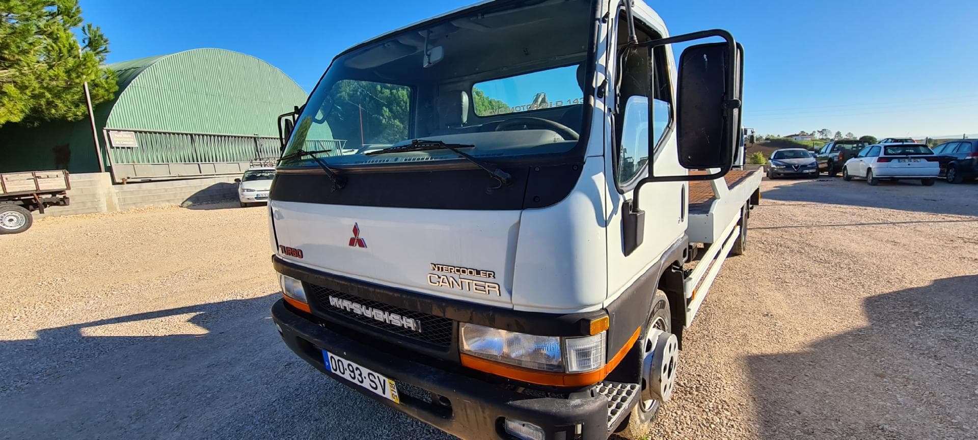 Reboque Mitsubishi Canter — imagen 3