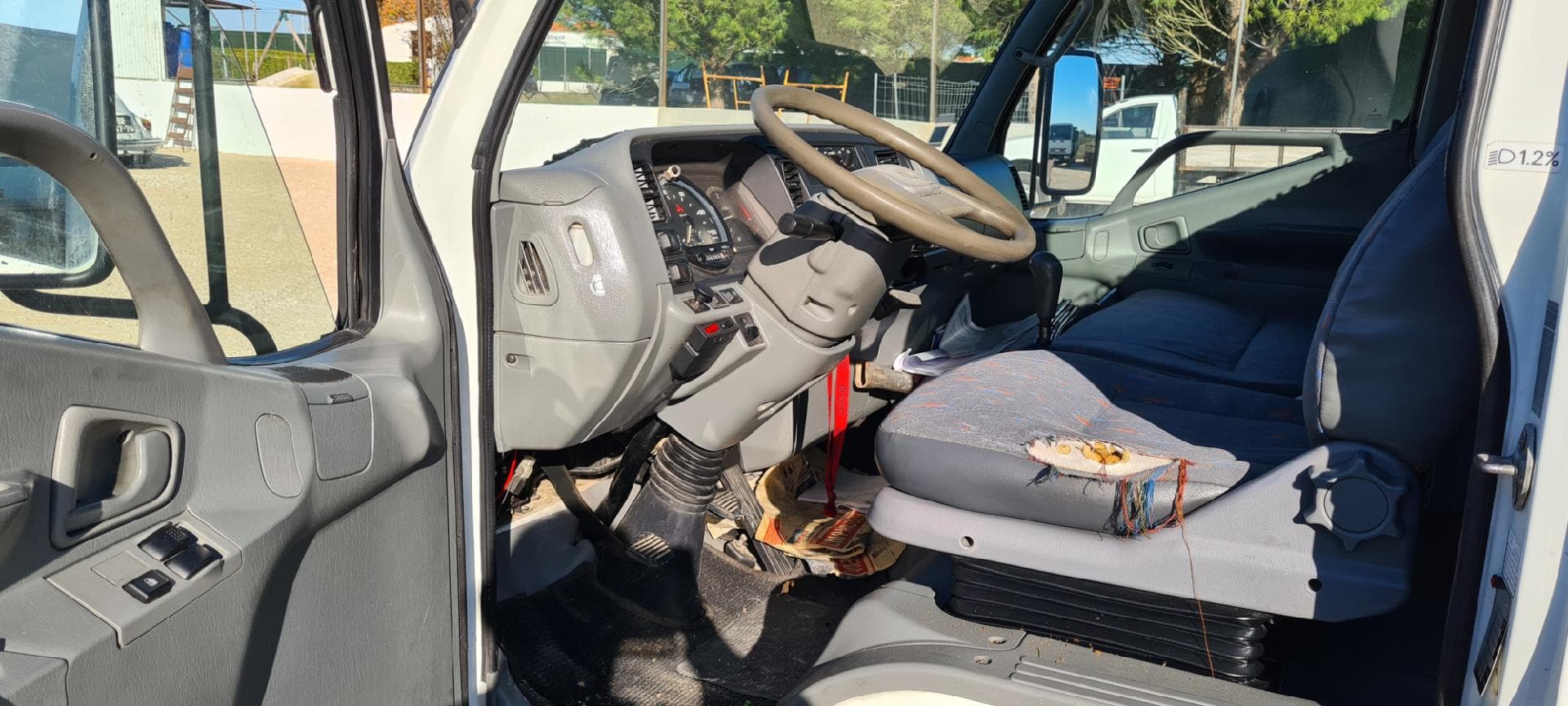 Reboque Mitsubishi Canter — imagen 19