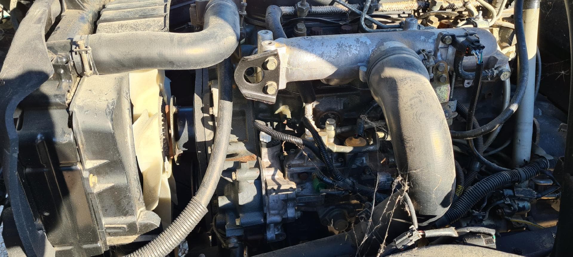 Reboque Mitsubishi Canter — imagen 13