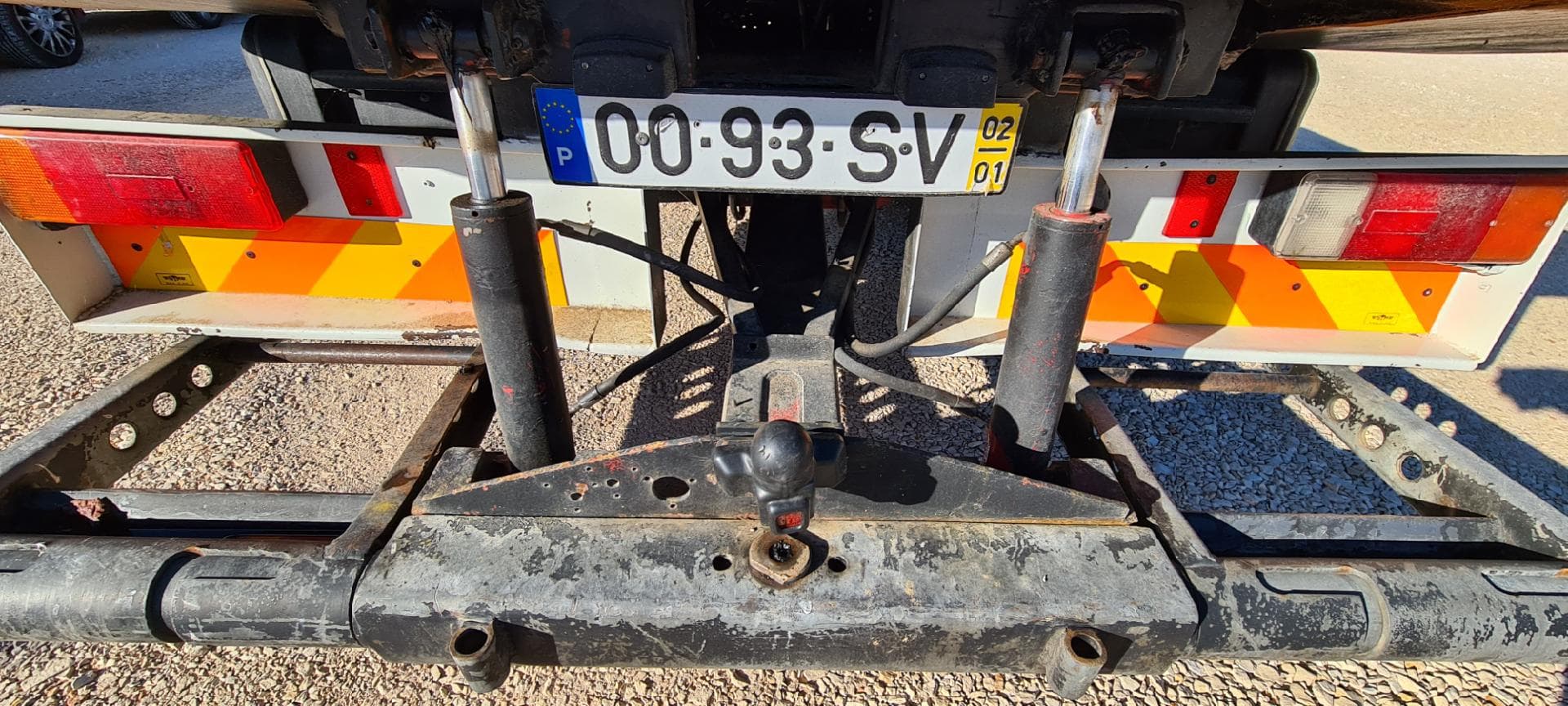 Reboque Mitsubishi Canter — imagen 6