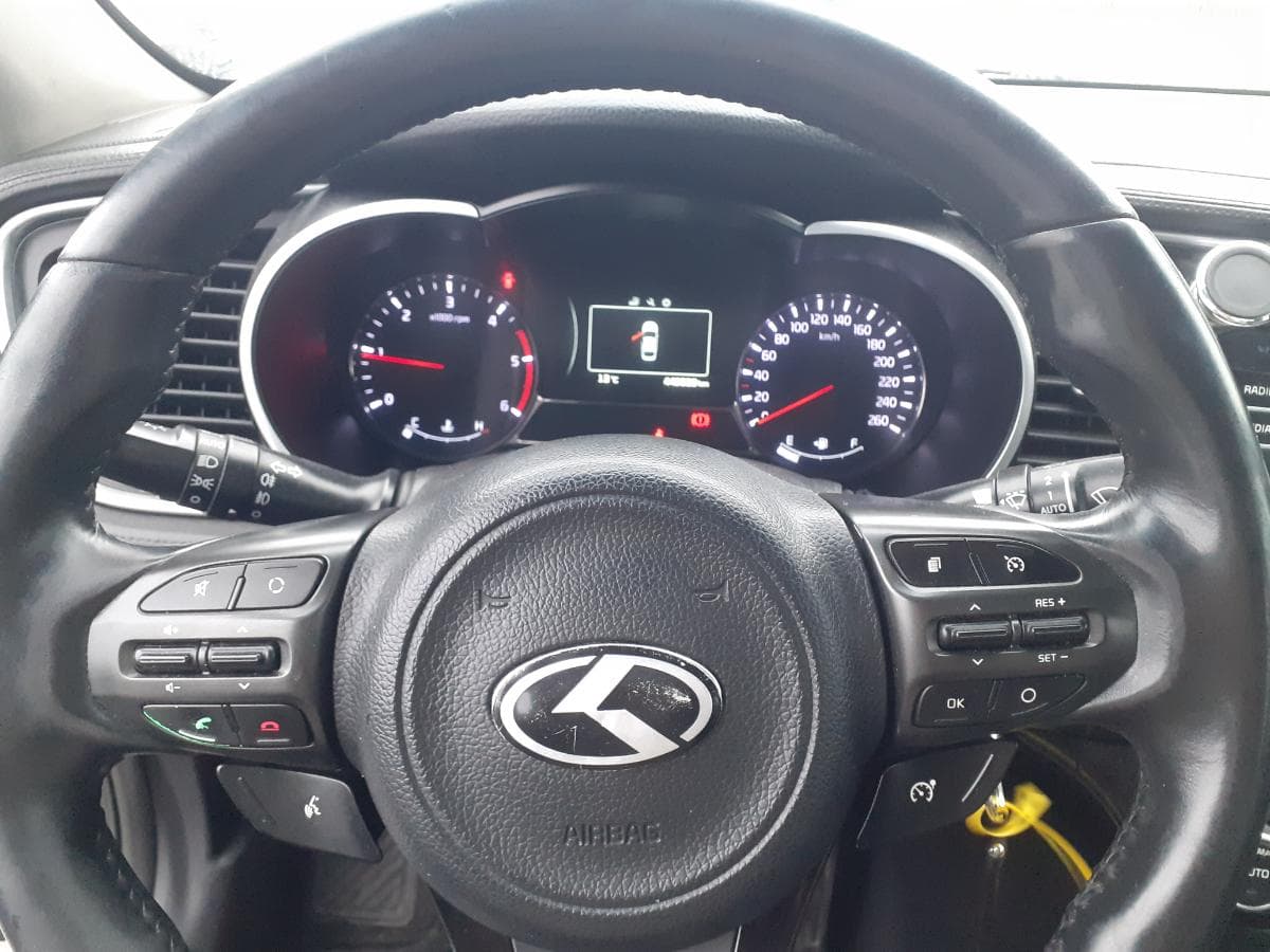 Kia optima 1.7 CRDI · Ano 2015 — imagem 17