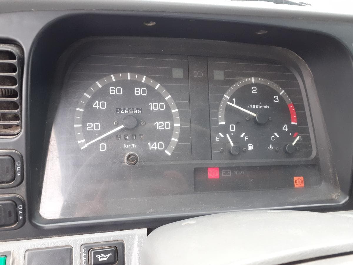Mitsubishi Canter Tribasculante · Ano 2003 — imagen 14