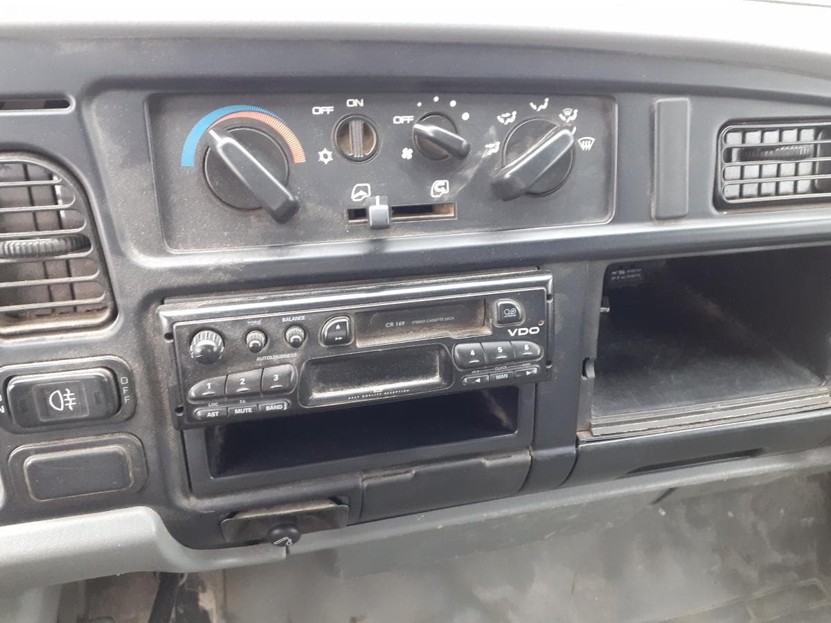 Mitsubishi Canter Tribasculante · Ano 2003 — imagen 11
