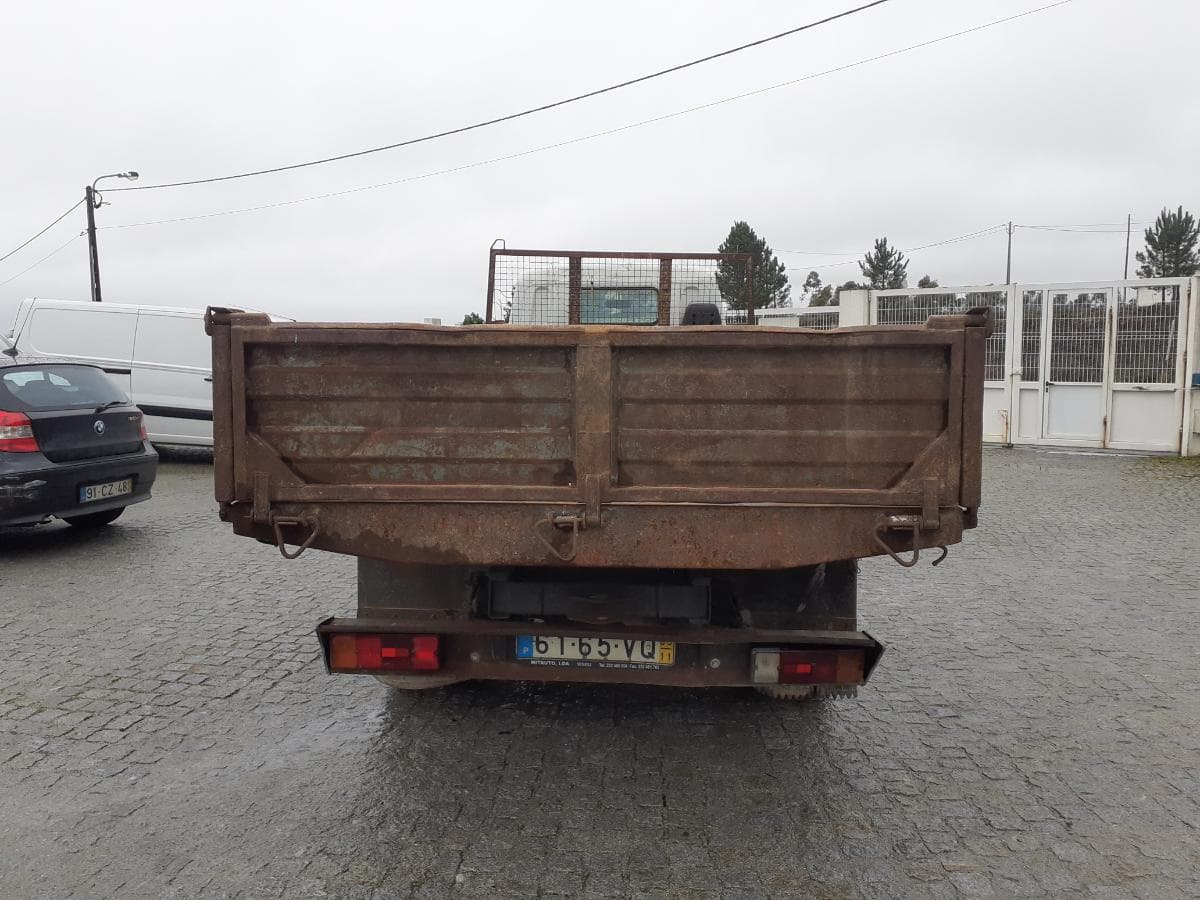 Mitsubishi Canter Tribasculante · Ano 2003 — imagen 6