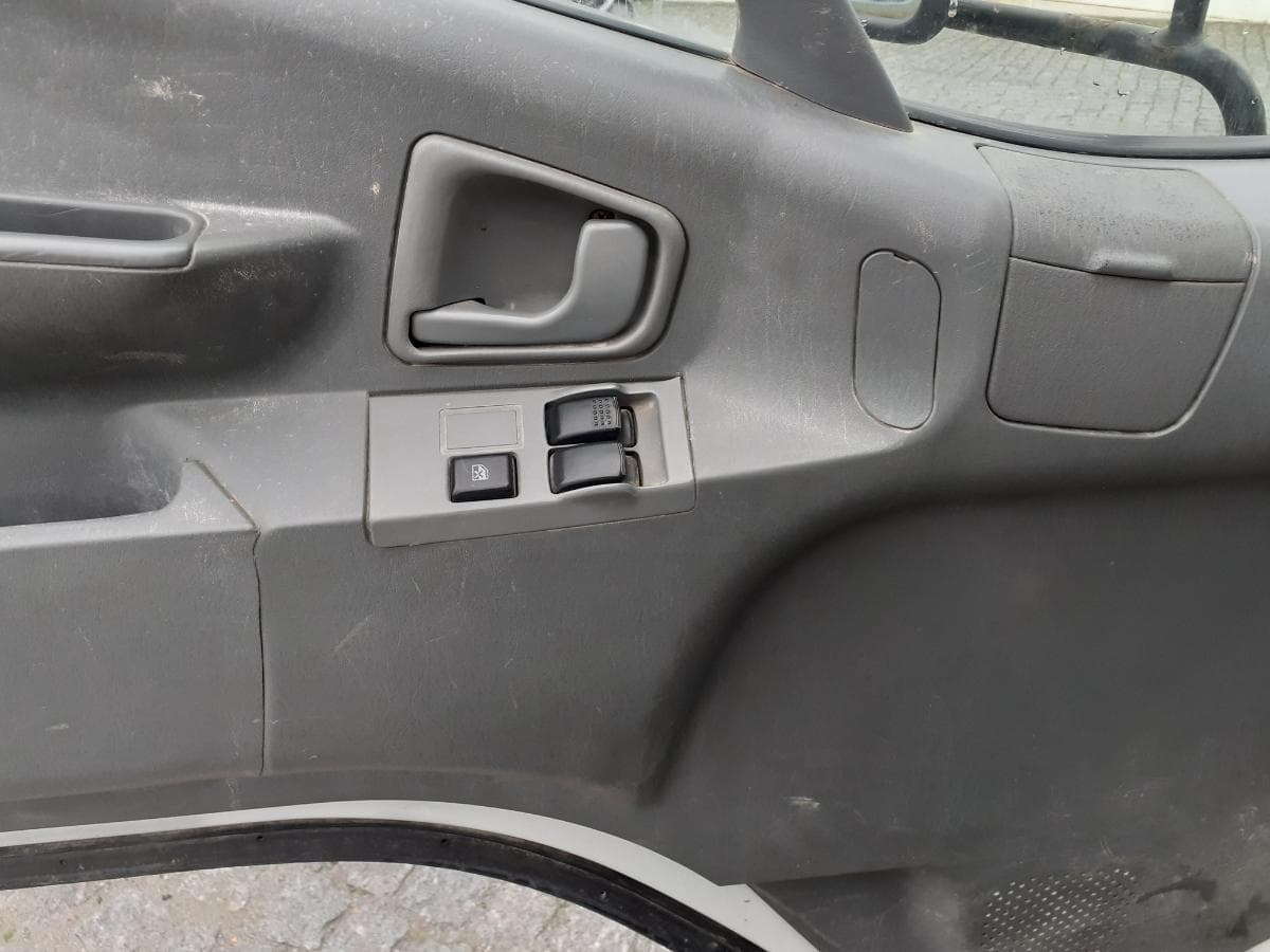 Mitsubishi Canter Tribasculante · Ano 2003 — imagen 12